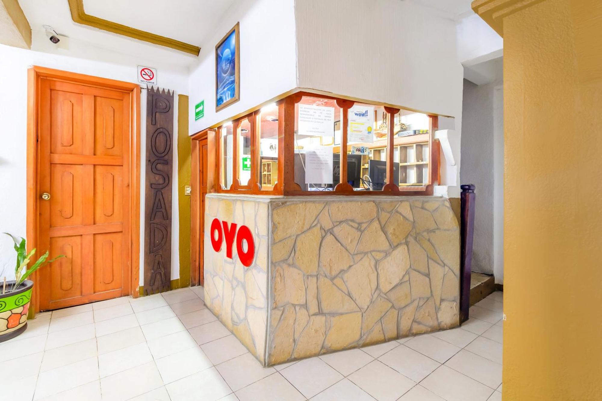 Oyo Hotel La Luna, Templo De Santo Domingo De Guzman ซานกริสโตบัล เด ลาสกาซาส ภายนอก รูปภาพ