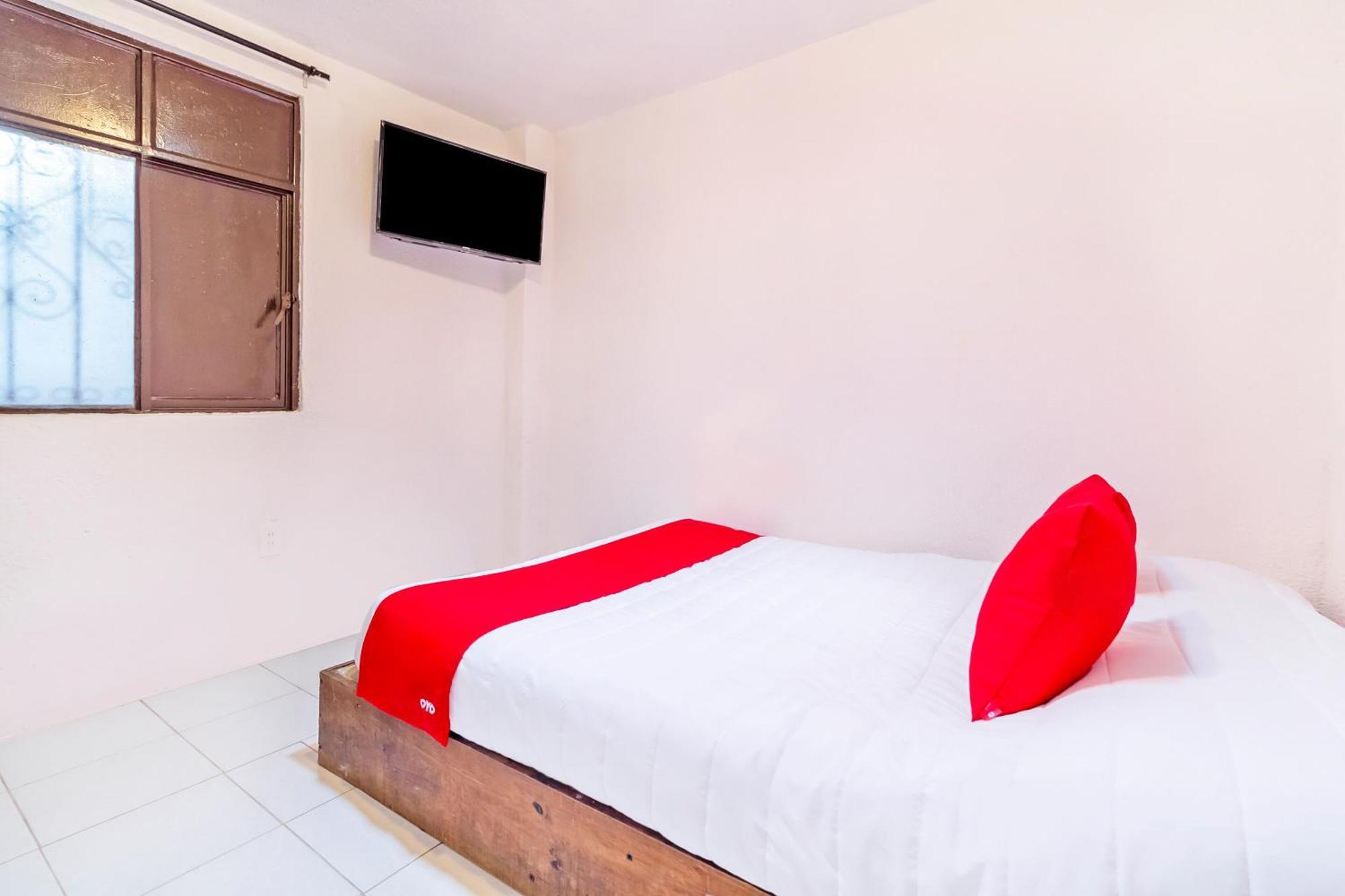 Oyo Hotel La Luna, Templo De Santo Domingo De Guzman ซานกริสโตบัล เด ลาสกาซาส ภายนอก รูปภาพ
